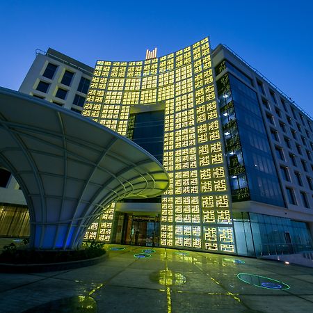 Grand Millennium Muscat Hotel Екстериор снимка